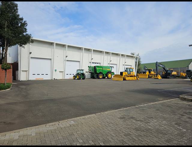 4,633M² TRAINING FACILITY FOR SALE IN HUGHES